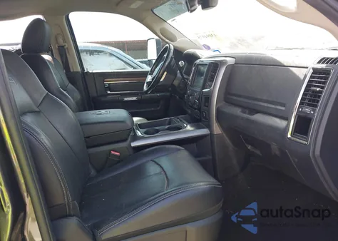 2018 Ram 2500 Laramie 4X4 6'4 Box from USA, damaged, VIN 3C6UR5FL1JG117533